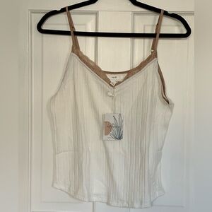NWT Blu Pepper Women's Cream Lace Trim Cami Top - size L